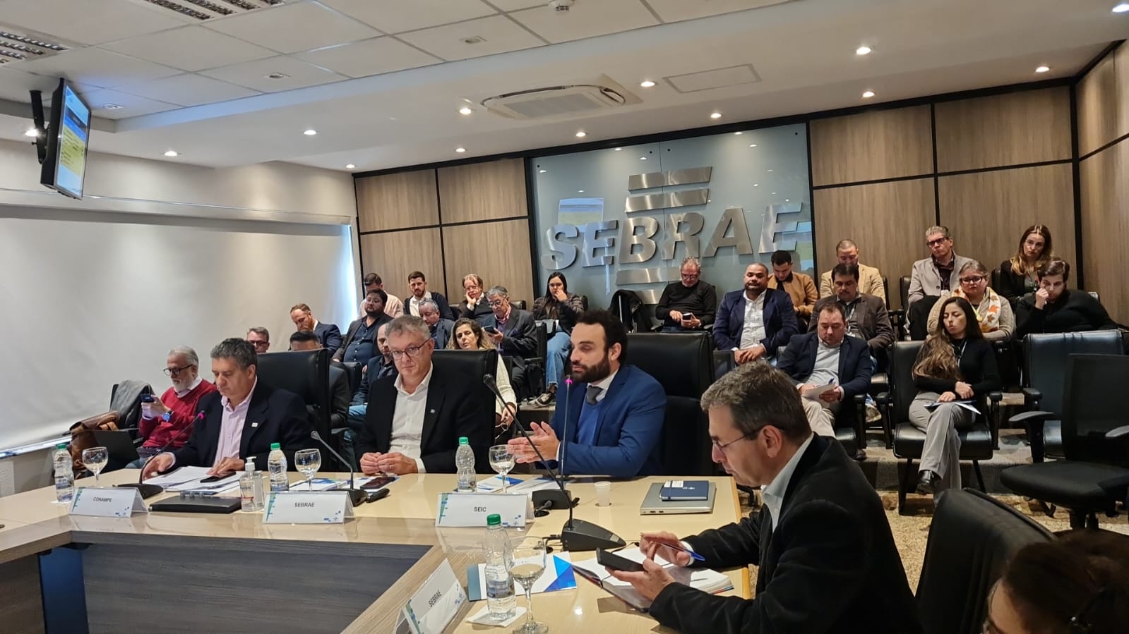SEIC apresenta medidas para simplificar a vida do empreendedor